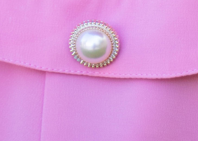 Robe Longue Croisée Rose Poudré – Élégance Intemporelle